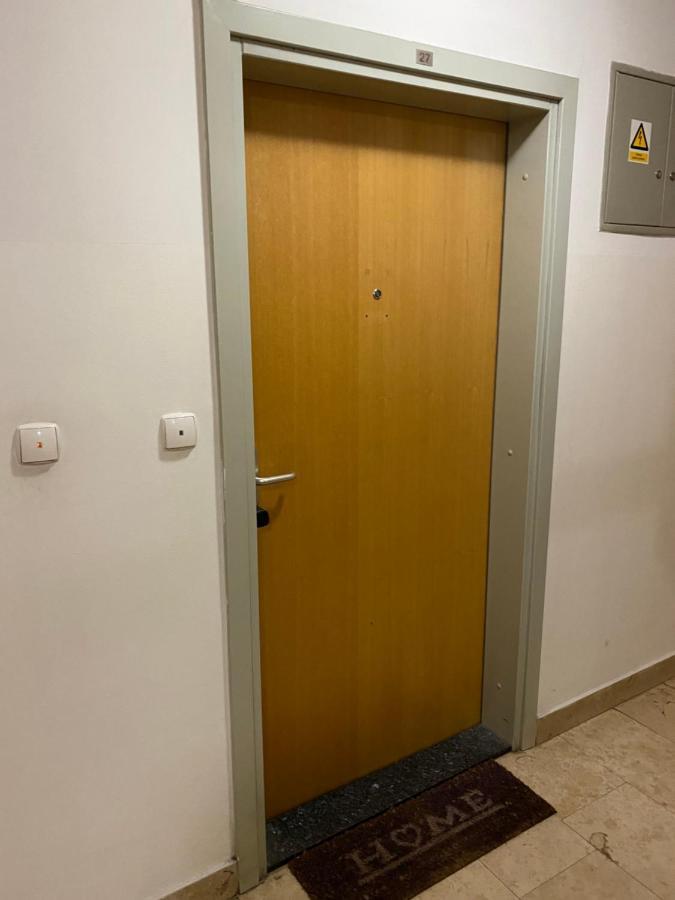 Ferienwohnung Self Check-In Studio With Wi-Fi And Parking Place Zagreb Exterior foto